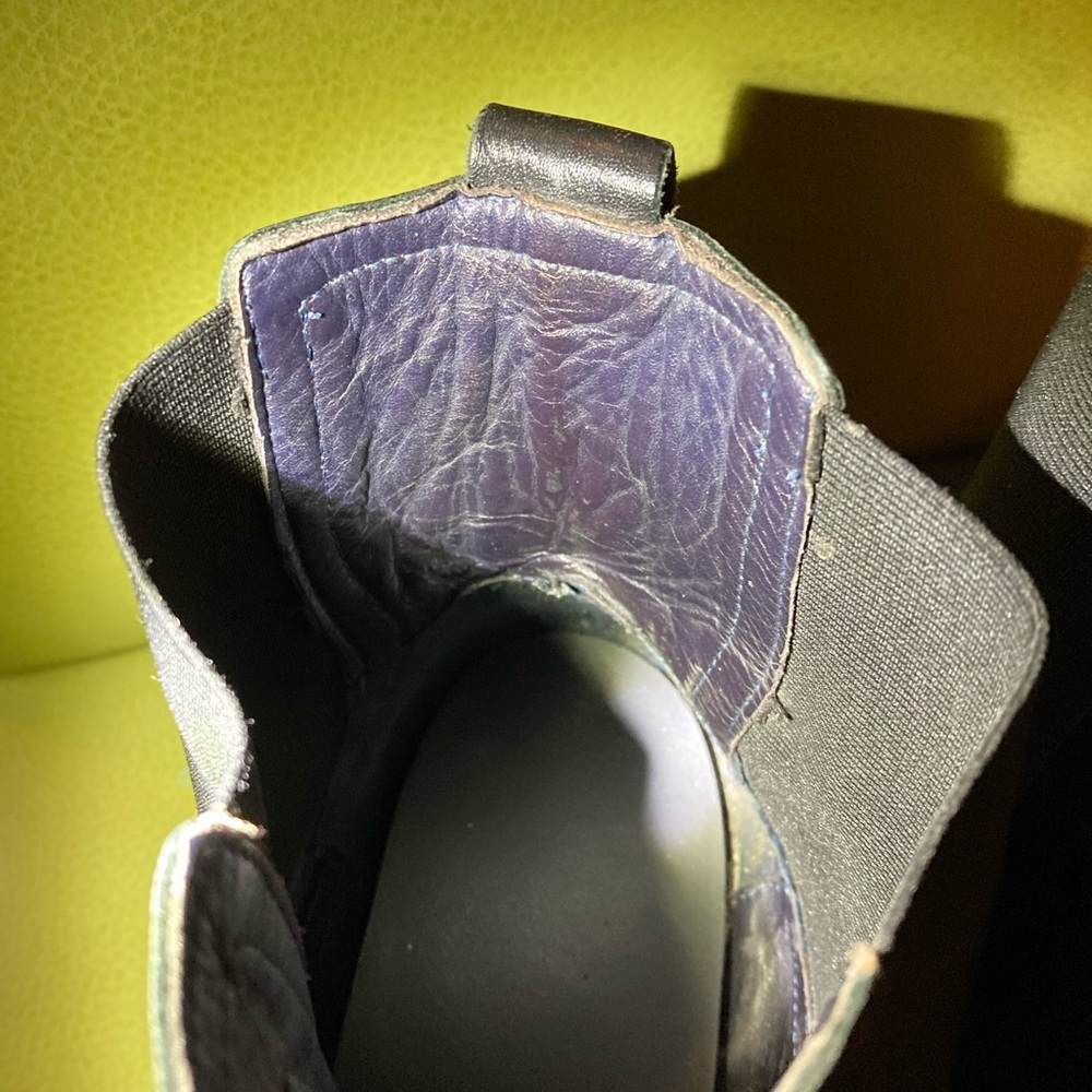 Men's Cole Haan Chelsea Boots - Picture 12 of 12